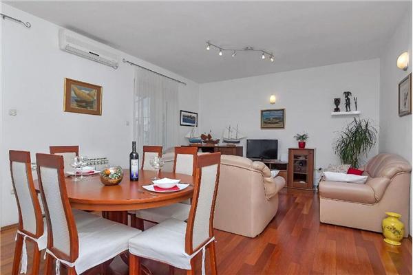 Apartment A1, for 4 persons