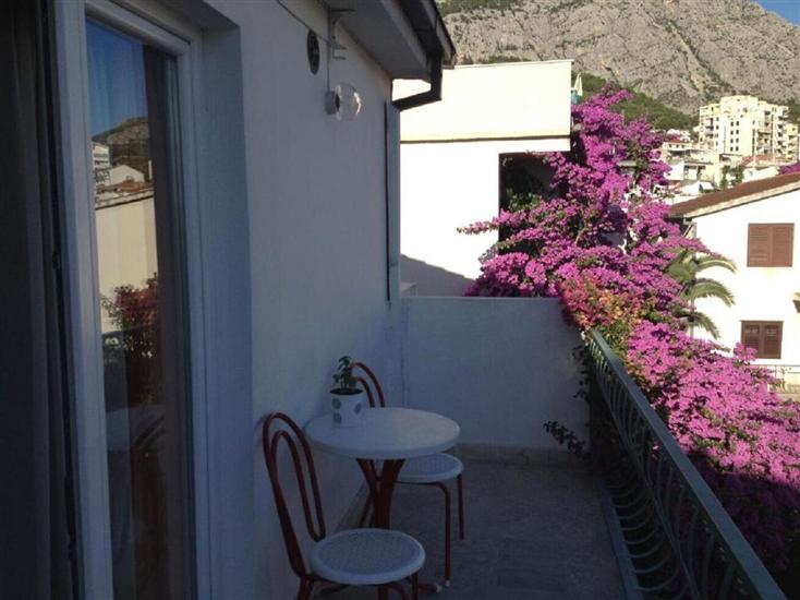 Apartment A2, for 3 persons