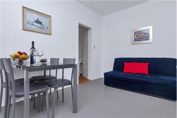 Apartment A2, for 3 persons