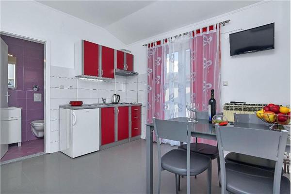 Apartment A2, for 3 persons