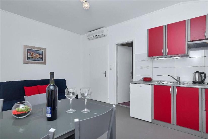 Apartment A2, for 3 persons