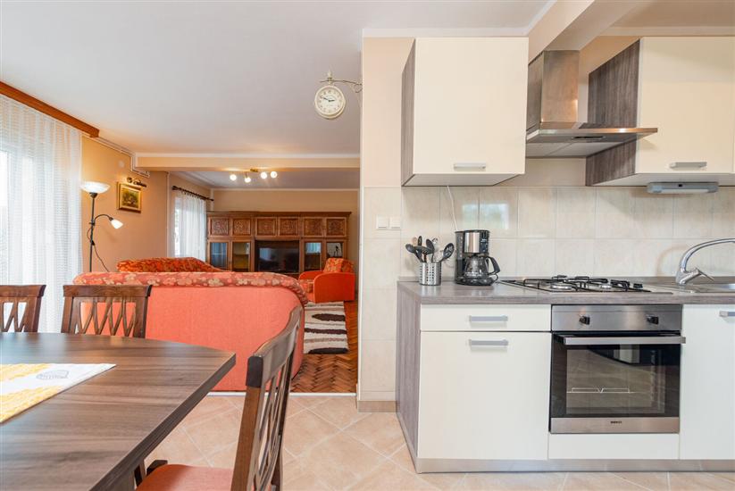 House K1, for 9 persons