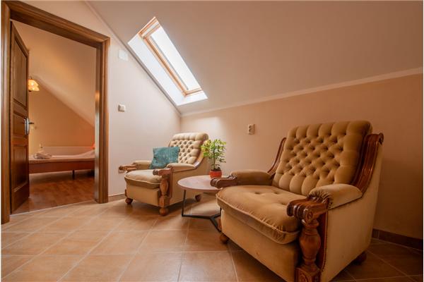 House K1, for 9 persons