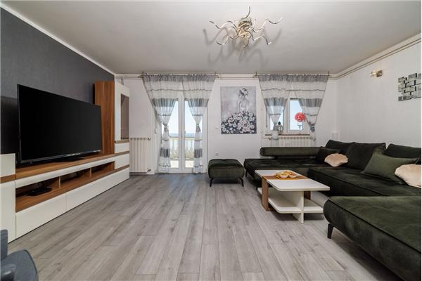 Apartment A1, for 7 persons