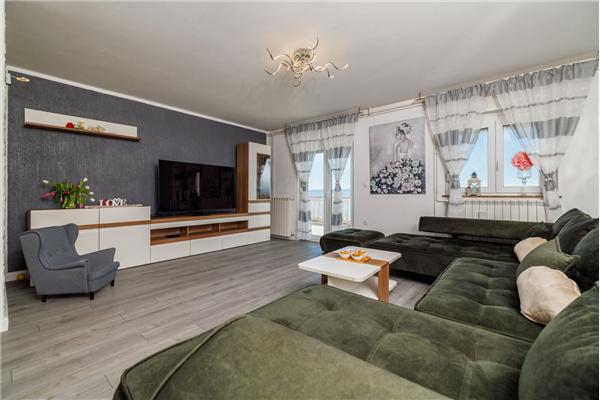 Apartment A1, for 7 persons