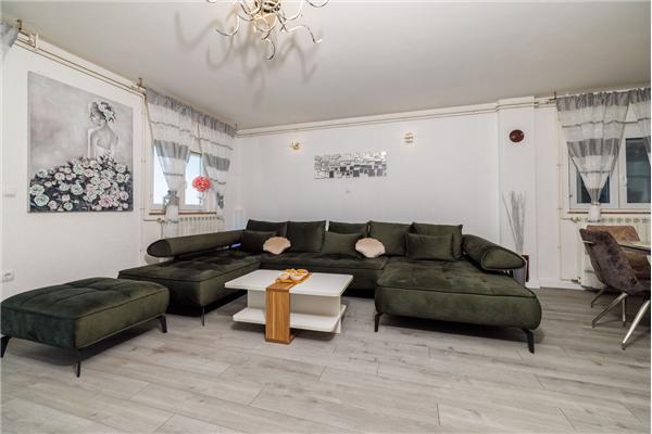 Apartment A1, for 7 persons