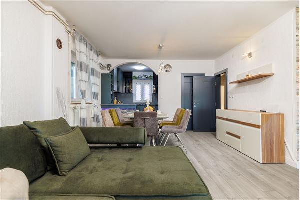 Apartment A1, for 7 persons