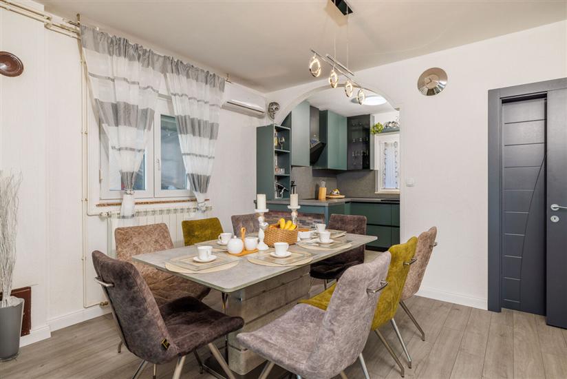 Apartment A1, for 7 persons