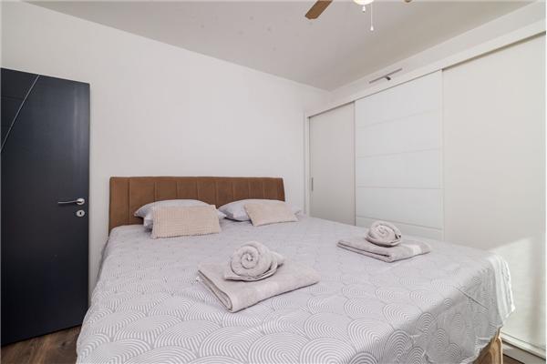 Apartment A1, for 7 persons