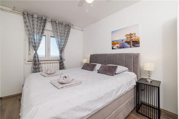 Apartment A1, for 7 persons