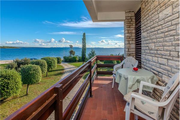 Apartment A2, for 4 persons