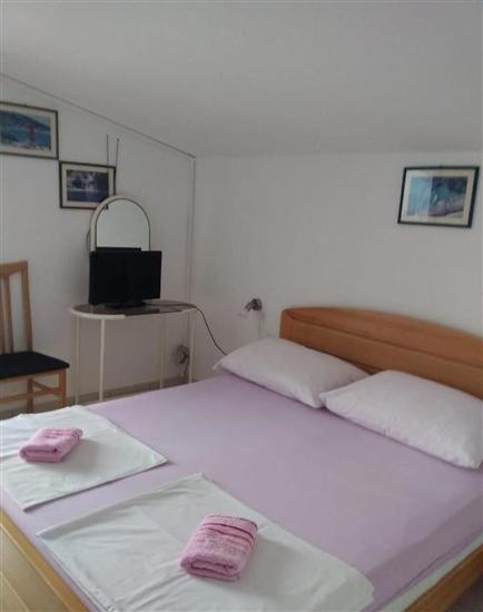 Apartment A2, for 3 persons