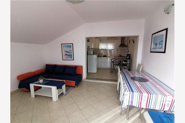 Apartment A1, for 8 persons