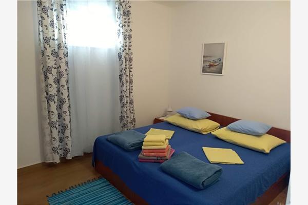 Apartment A1, for 8 persons