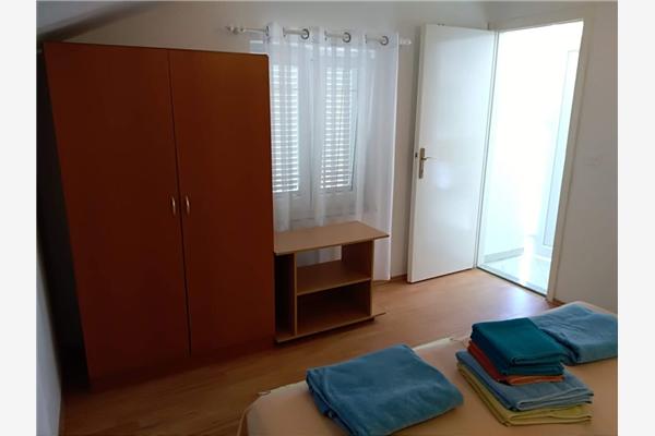 Apartment A1, for 8 persons
