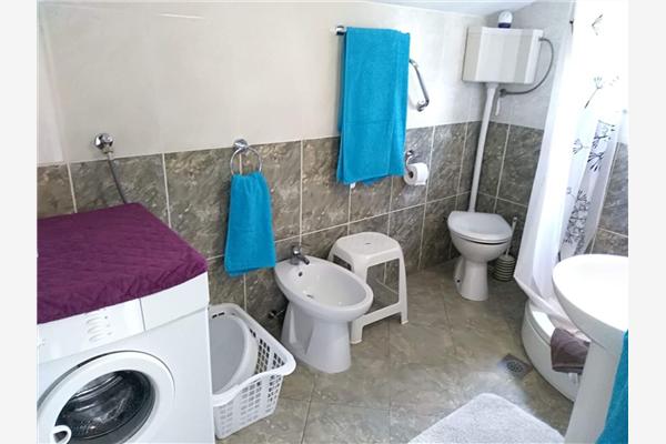 Apartment A1, for 8 persons