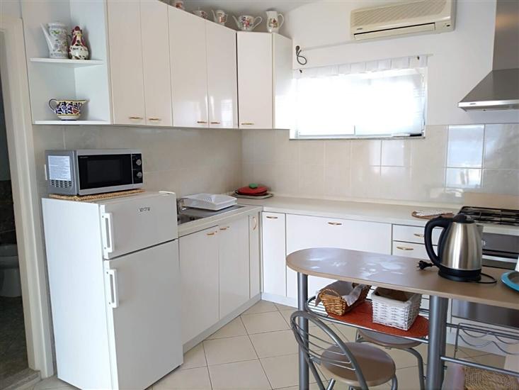 Apartment A1, for 8 persons