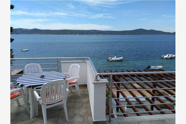 Apartment A1, for 8 persons