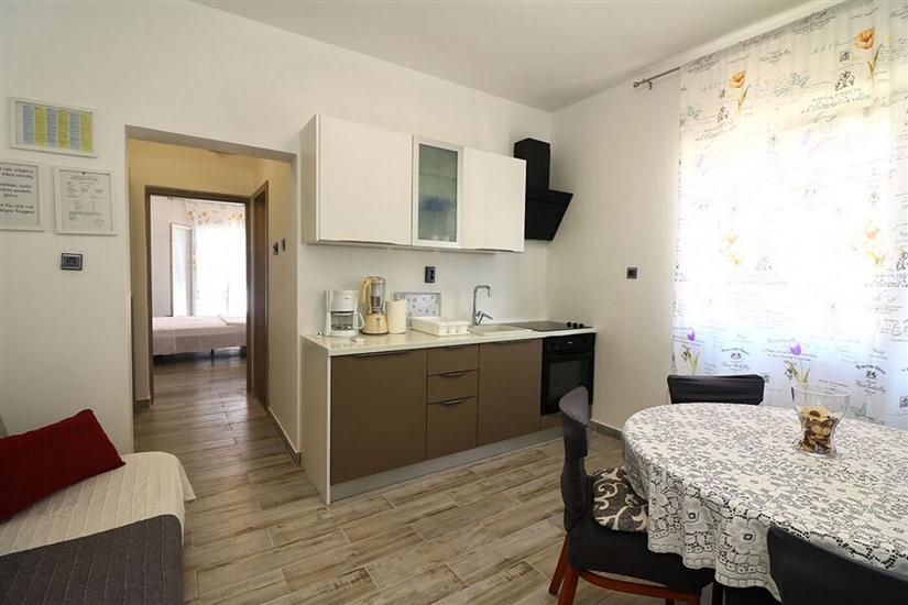 Apartment A2, for 3 persons