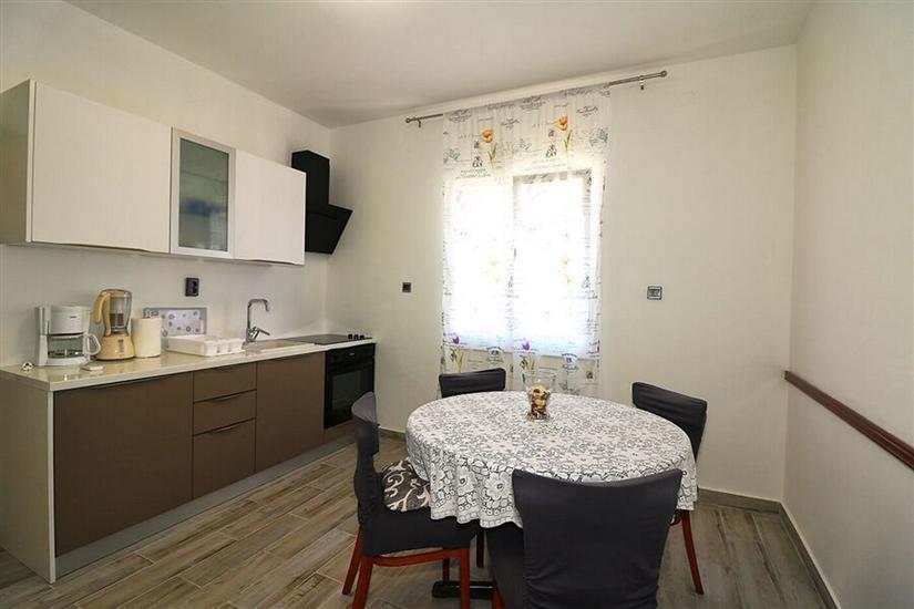 Apartment A2, for 3 persons