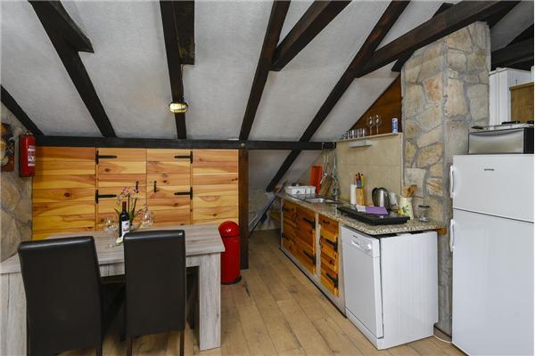 Apartment A4, for 4 persons