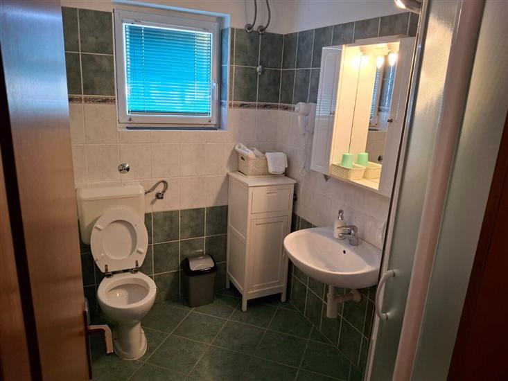 Apartment A1, for 5 persons