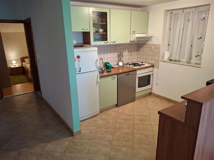 Apartment A1, for 5 persons