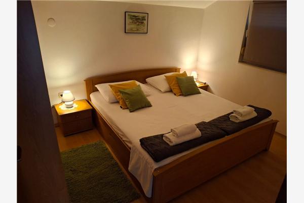 Apartment A1, for 5 persons