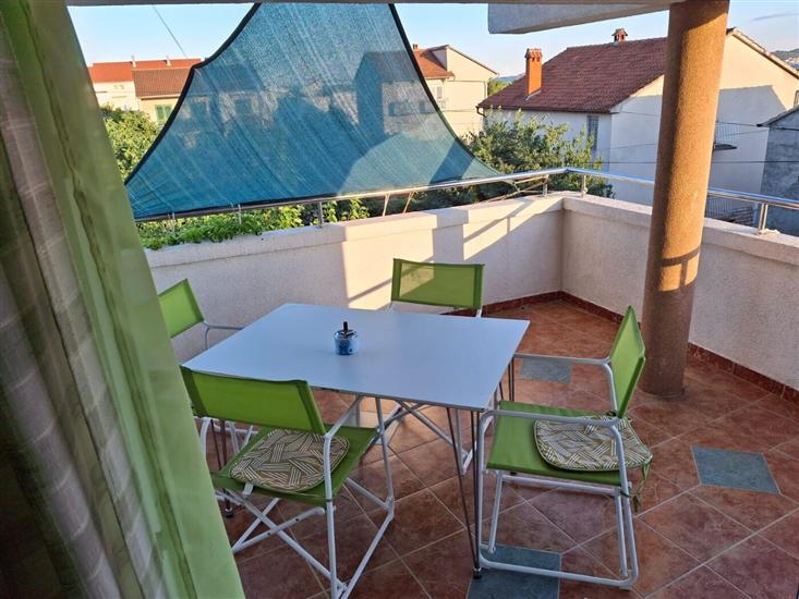 Apartment A1, for 5 persons