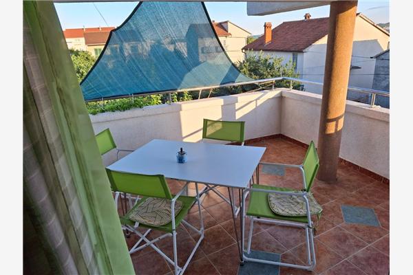 Apartment A1, for 5 persons