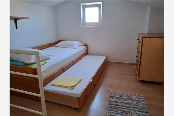 Apartment A1, for 5 persons