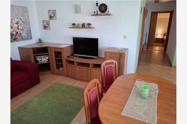 Apartment A1, for 5 persons