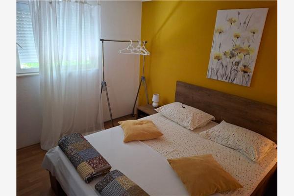 Apartment A3, for 5 persons