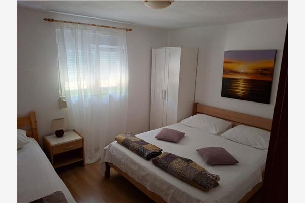 Apartment A3, for 5 persons