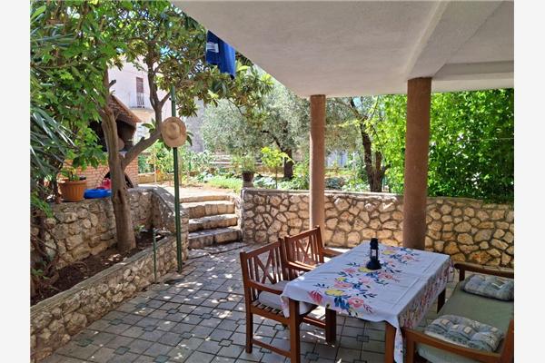 Apartment A3, for 5 persons