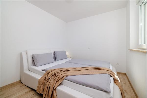 Apartment A1, for 8 persons