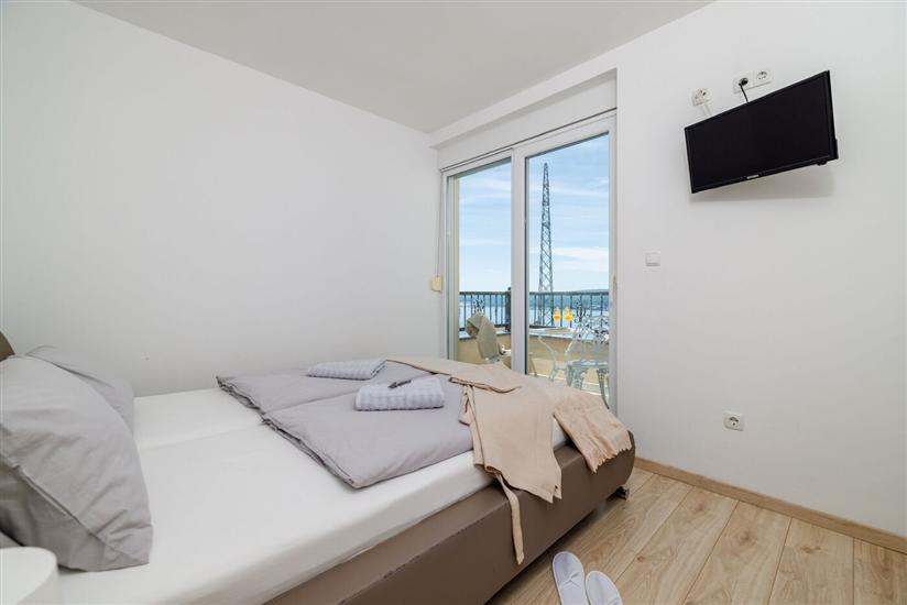 Apartment A1, for 8 persons