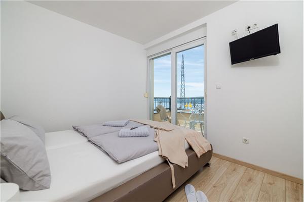 Apartment A1, for 8 persons