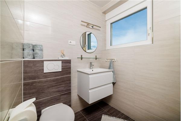 Apartment A1, for 8 persons