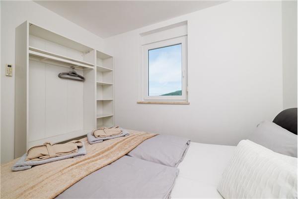 Apartment A1, for 8 persons