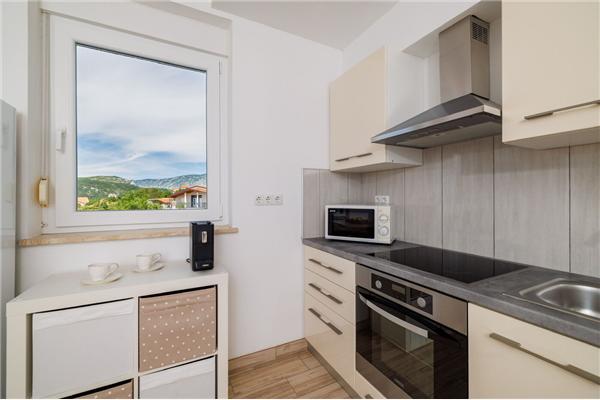 Apartment A1, for 8 persons