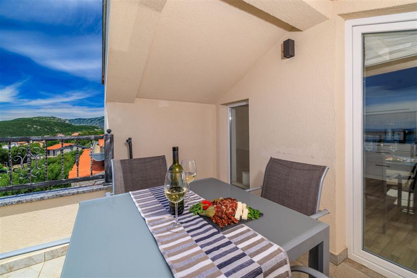 Apartment A2, for 4 persons