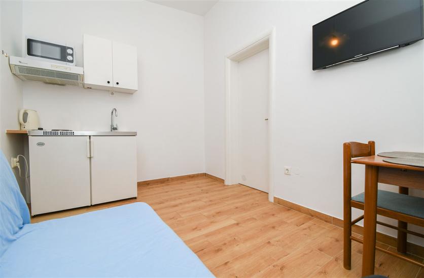 Apartment A2, for 3 persons