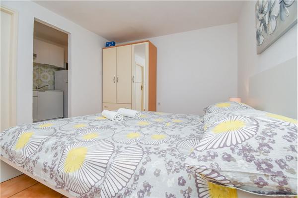 Apartment A5, for 3 persons