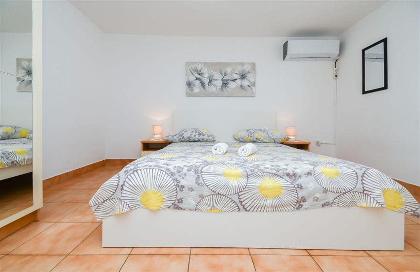 Apartment A5, for 3 persons