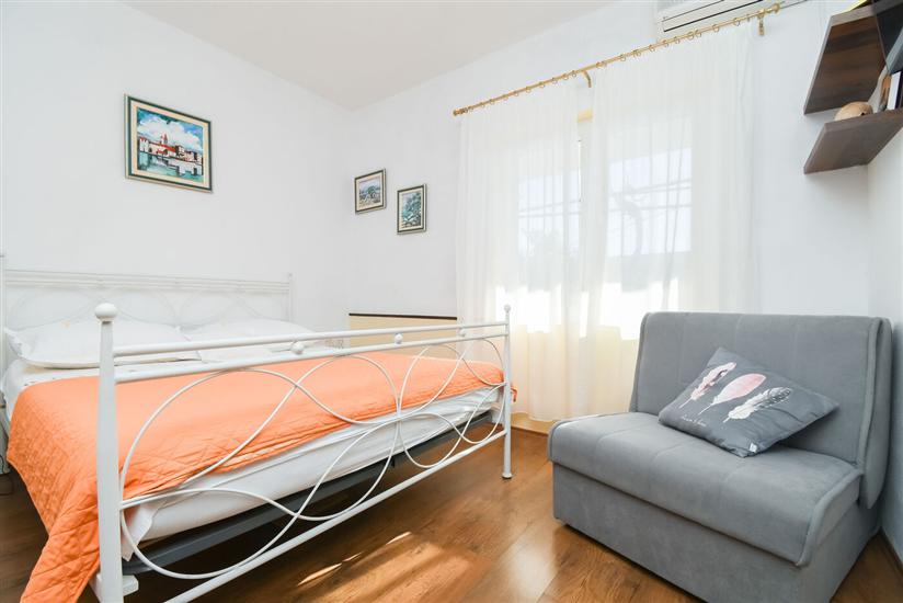 Apartment A1, for 3 persons