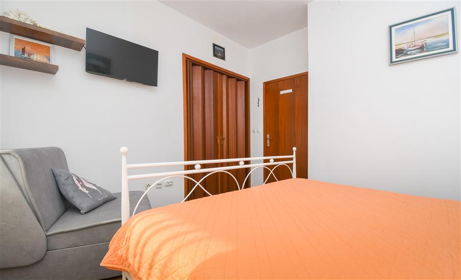 Apartment A1, for 3 persons