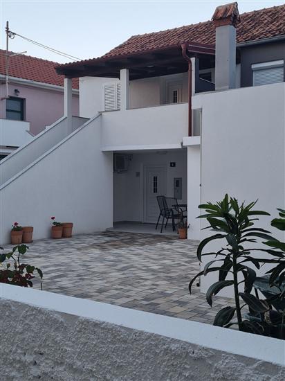 House Dalmatika Zaton