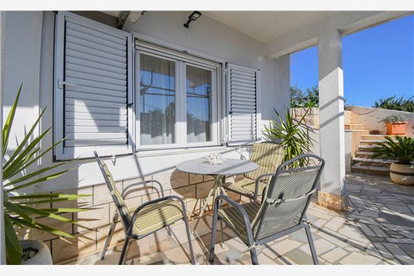 Apartment A1, for 3 persons