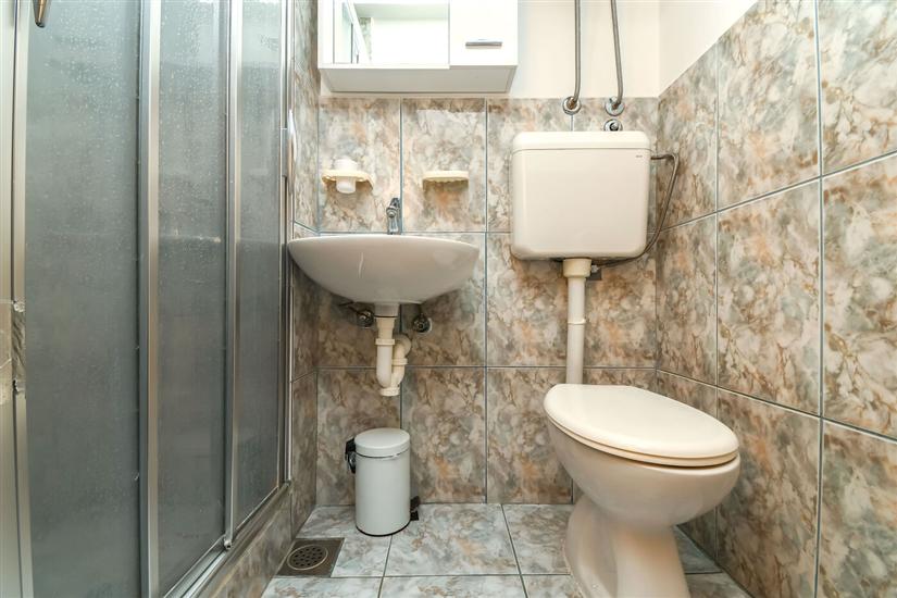 Apartment A4, for 3 persons